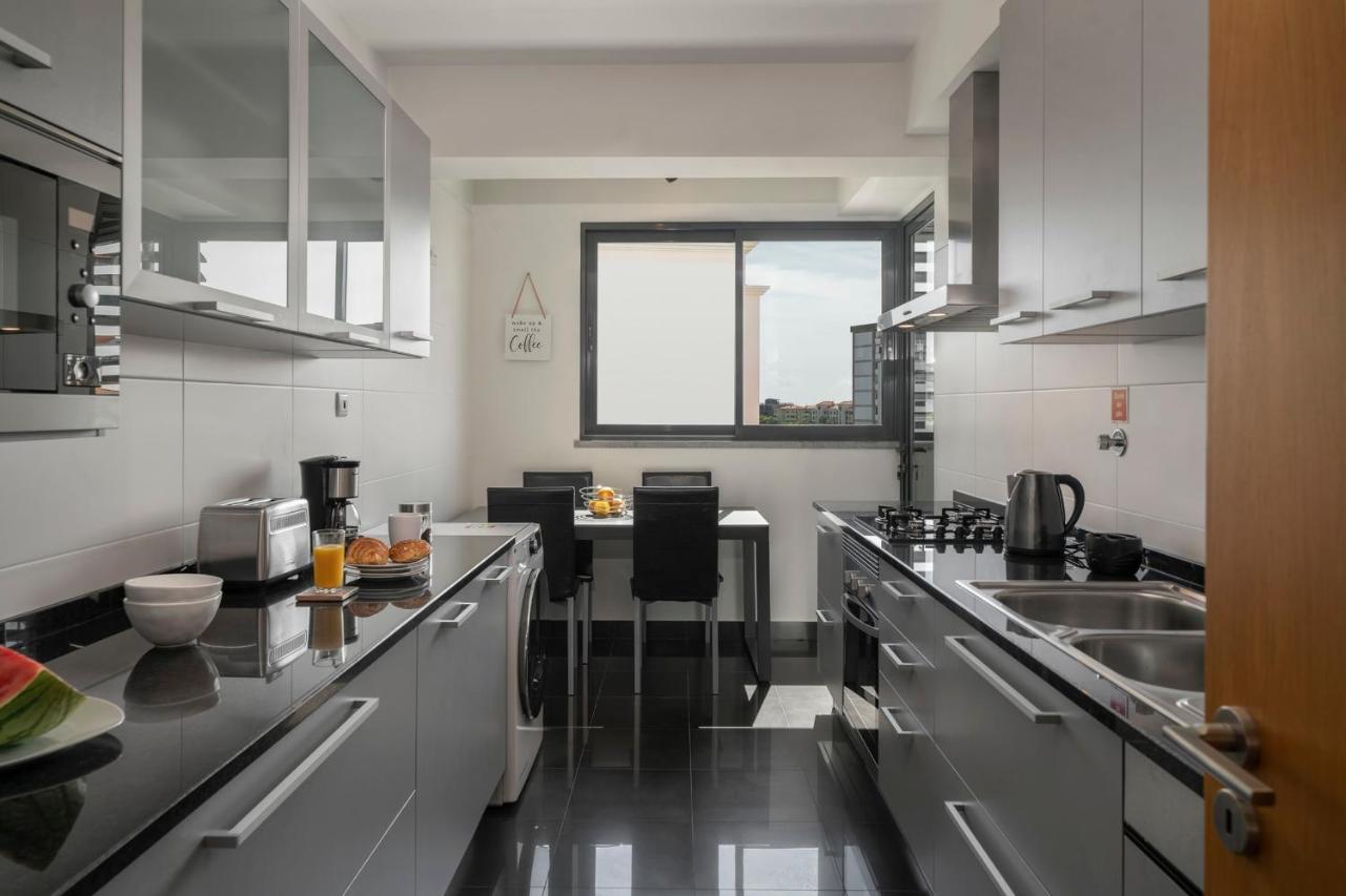 Piornais Residence I By An Island Apart Funchal  Bagian luar foto