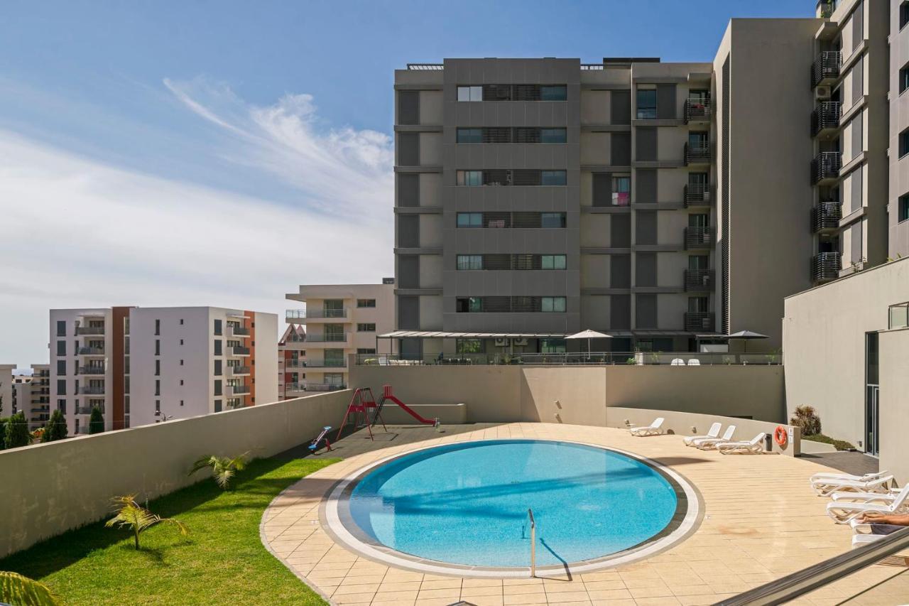 Piornais Residence I By An Island Apart Funchal  Bagian luar foto