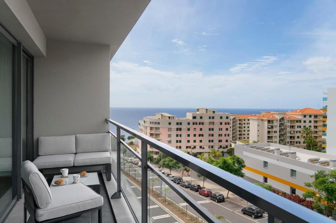 Piornais Residence I By An Island Apart Funchal  Bagian luar foto